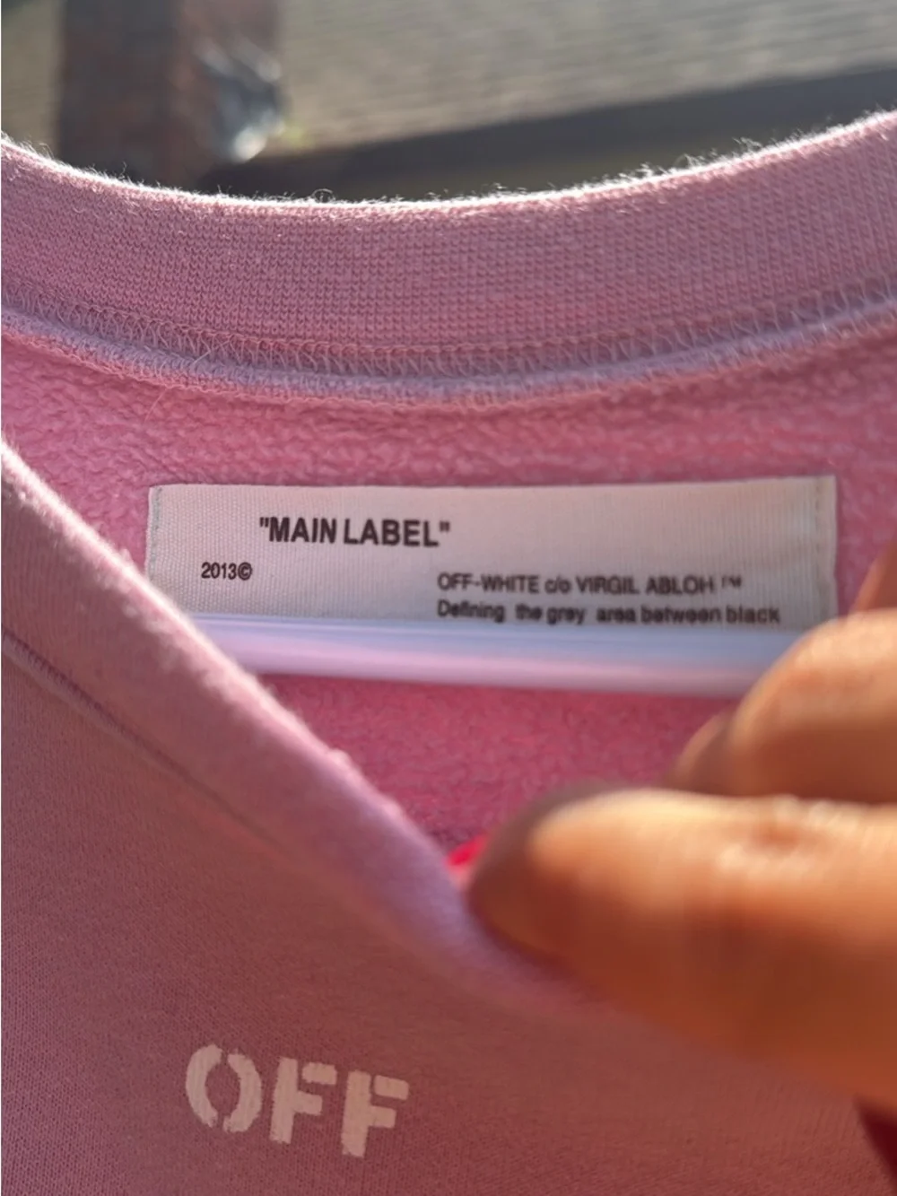 Off-White Pink Crewneck with White 'OFF' Chest Print - Picture 3 of 3